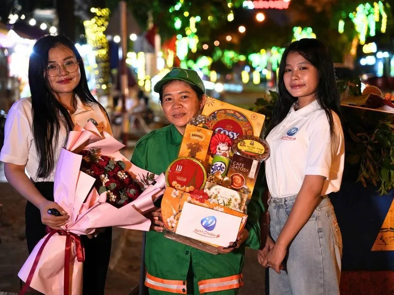 Hỗ trợ kỹ thuật và tư vấn chiến lược